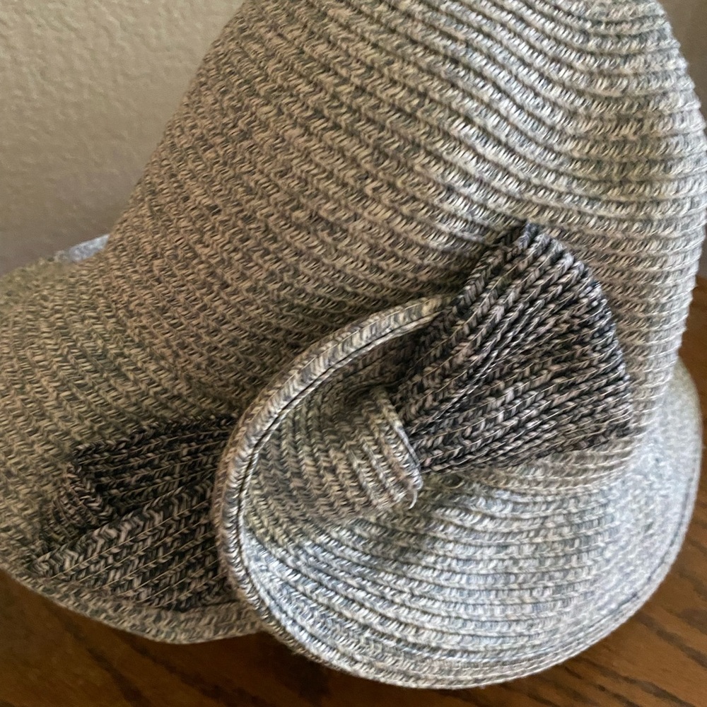 Hat - Picture 3 of 3